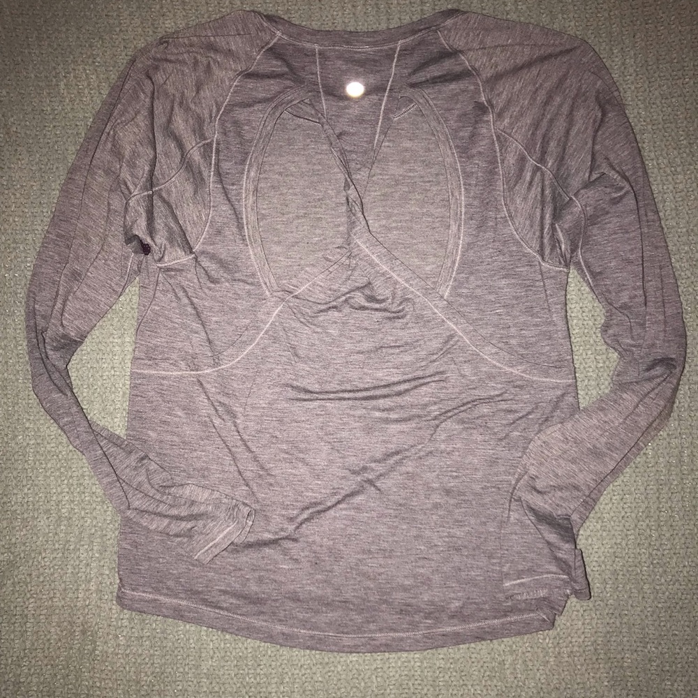 Lululemon top